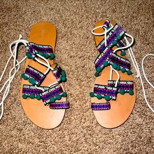 Tie up knitted sandals